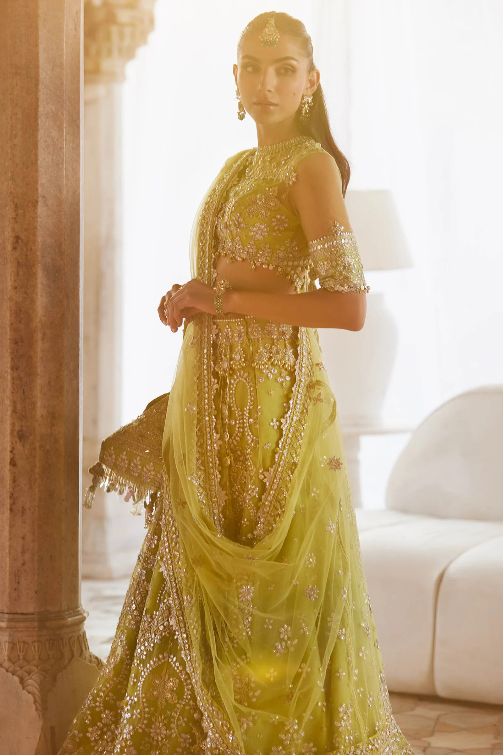 NOORE SITARA (ZC25-01)