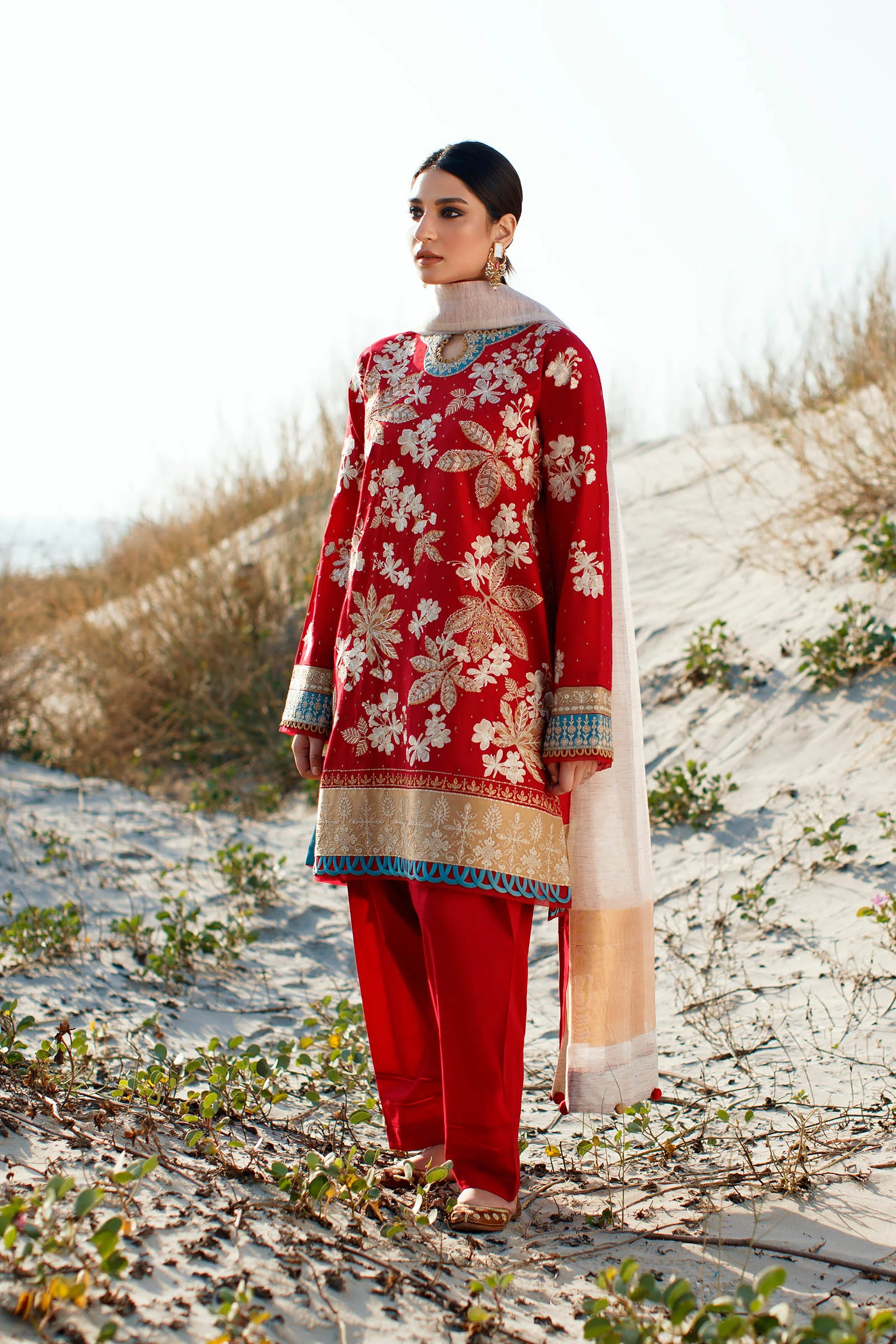 FARIBA (ZL-22-11 A STITCHED)