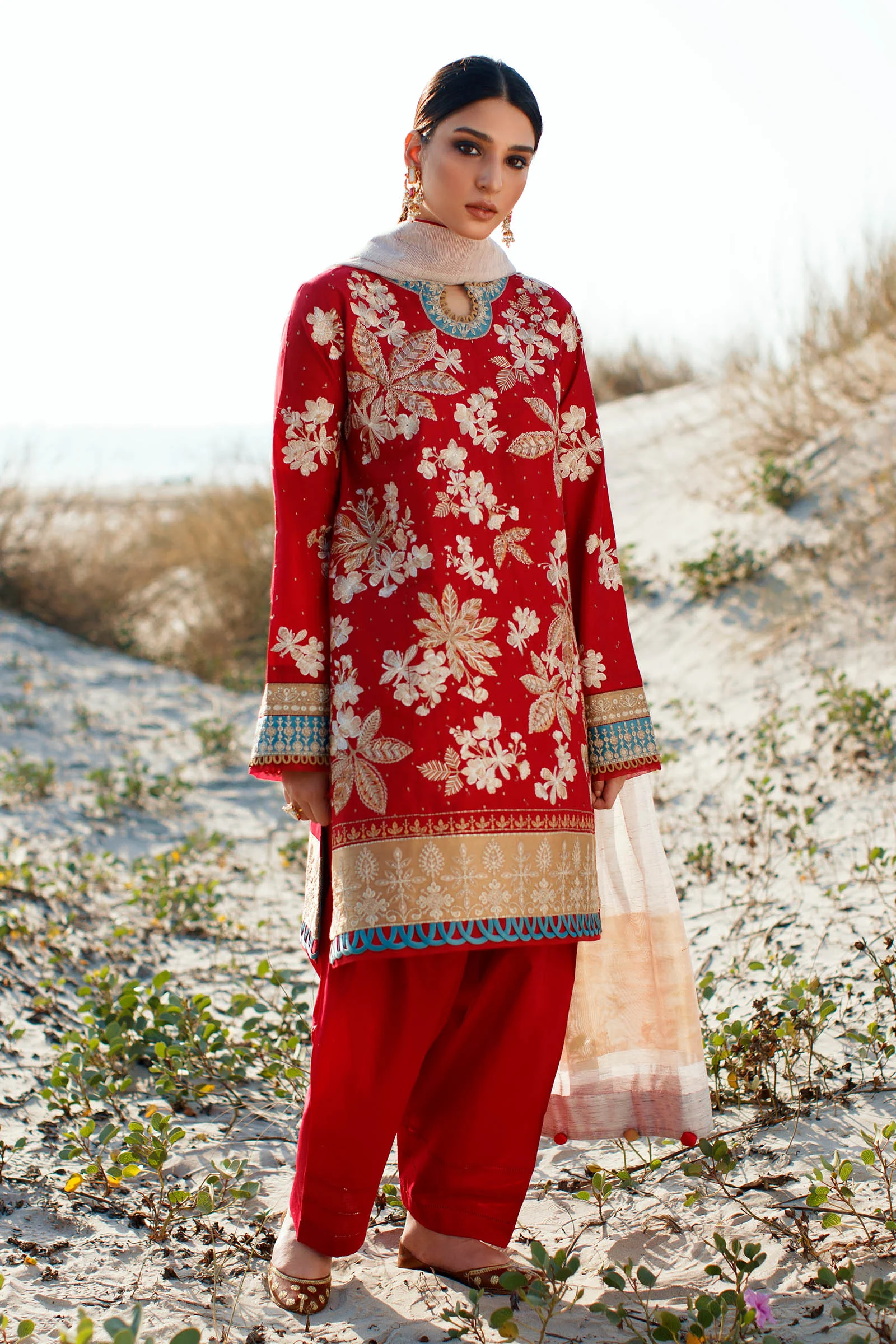 FARIBA (ZL-22-11 A STITCHED)