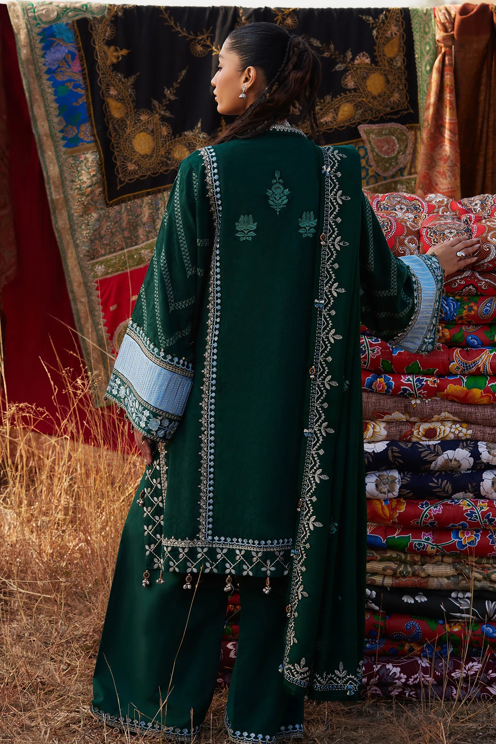 YASMIN (ZW25-09) 5 YASMIN (ZW25-09)