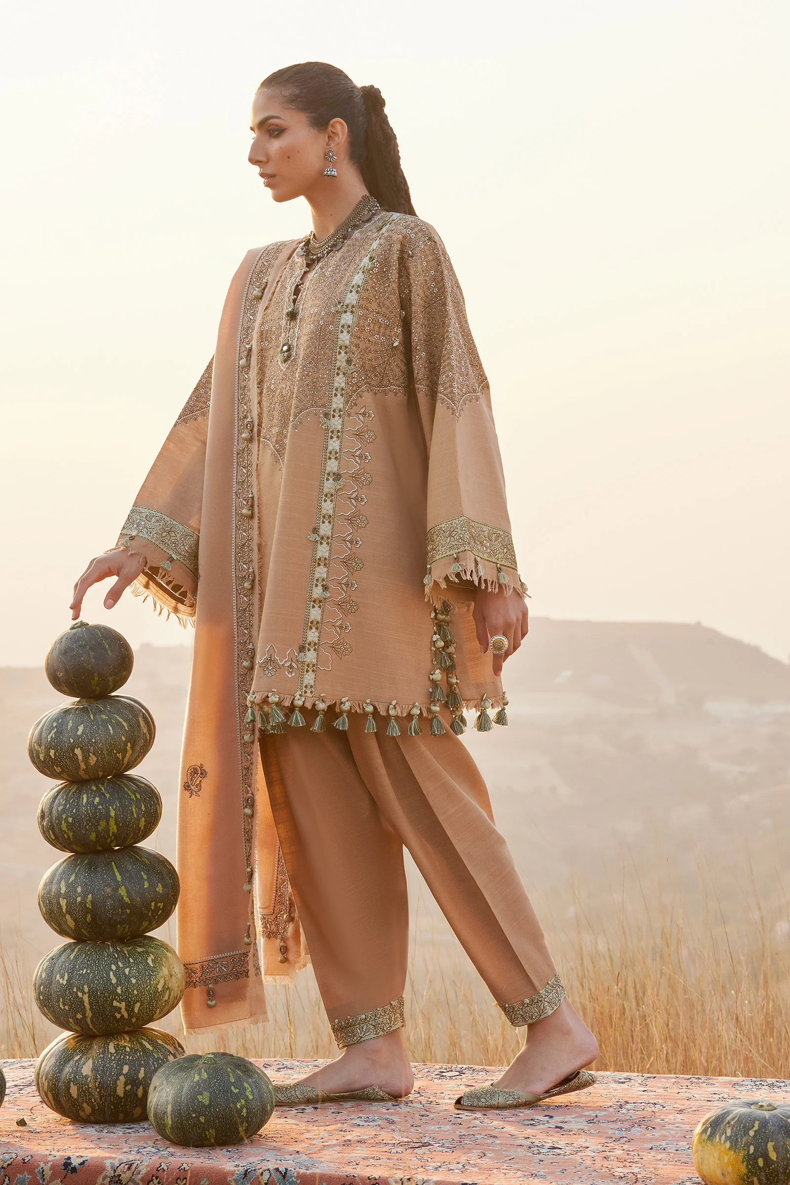 NEELAM (ZW25-01)
