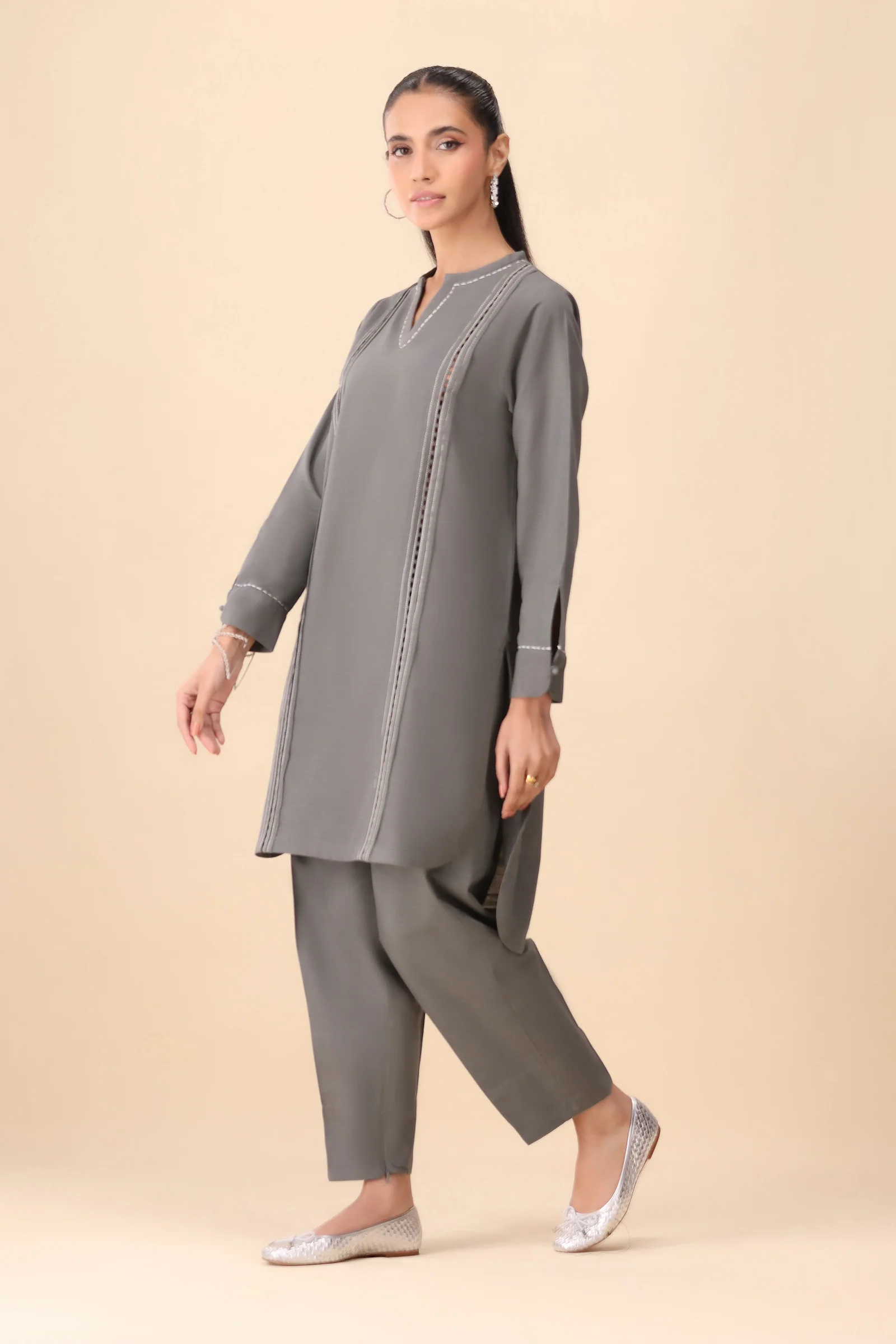 ASHLYN (ZRW-21366) 6 ASHLYN (ZRW-21366)