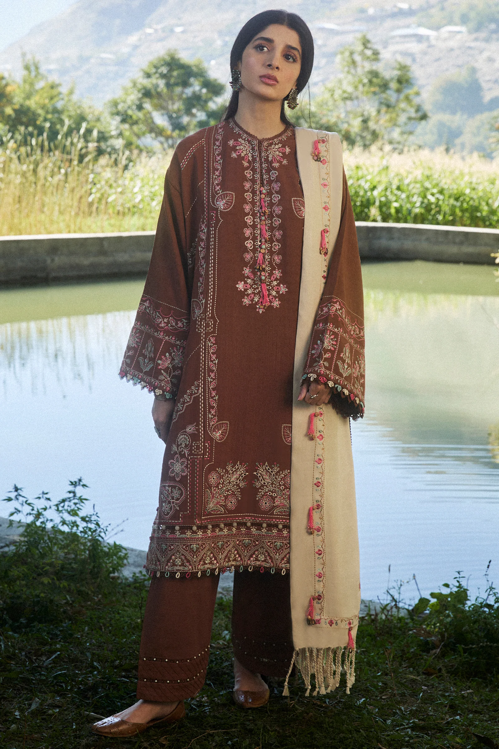 SAHIBA (ZW24-14) 1 SAHIBA (ZW24-14)