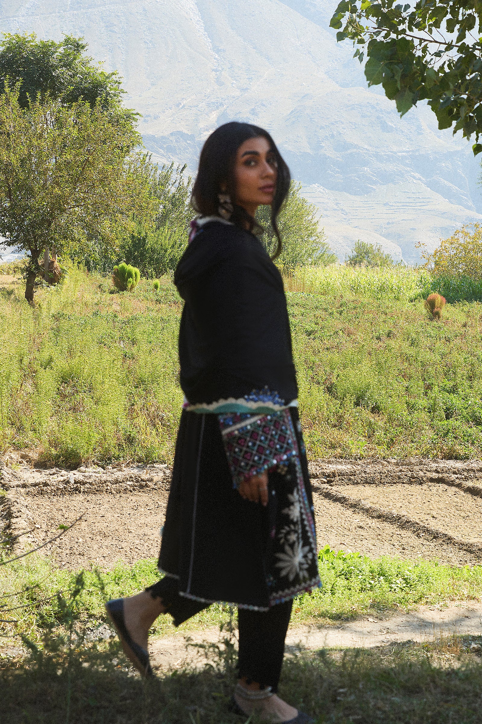 HAZAN (ZW24-06) 5 HAZAN (ZW24-06)