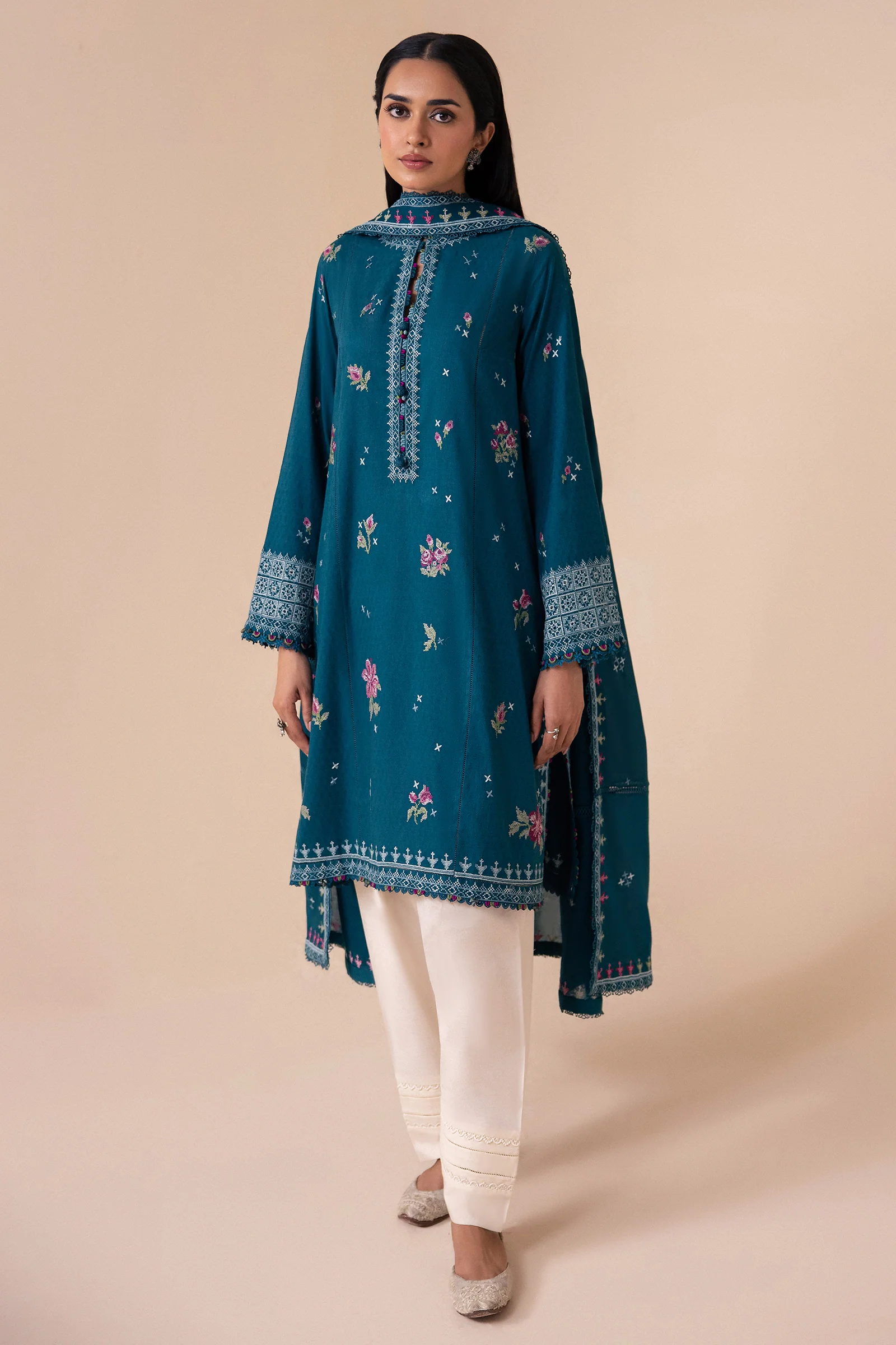 YASHMI (ZRW-21235) 1 YASHMI (ZRW-21235)