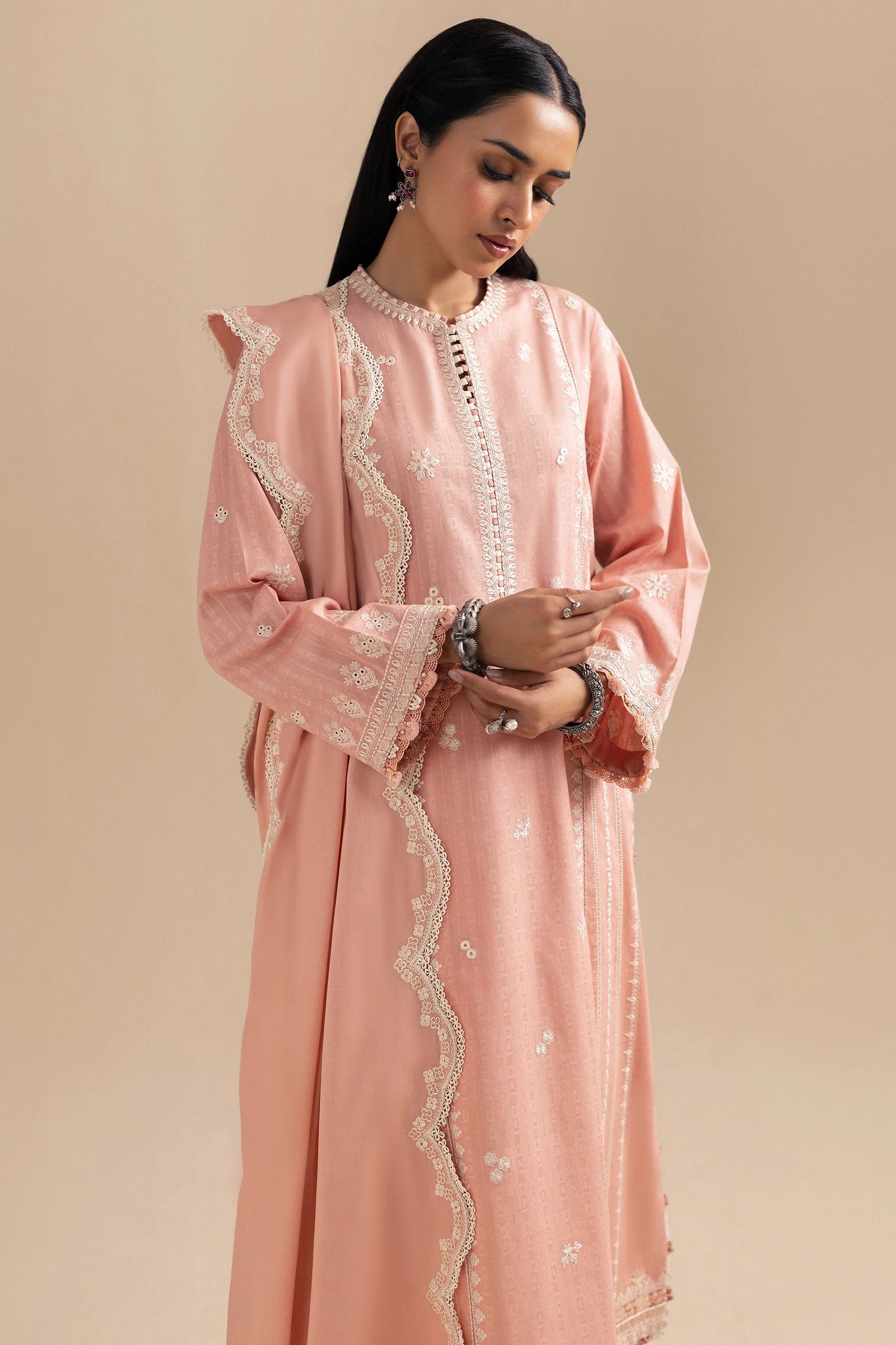 HALOUI (ZRW-21232) 3 HALOUI (ZRW-21232)