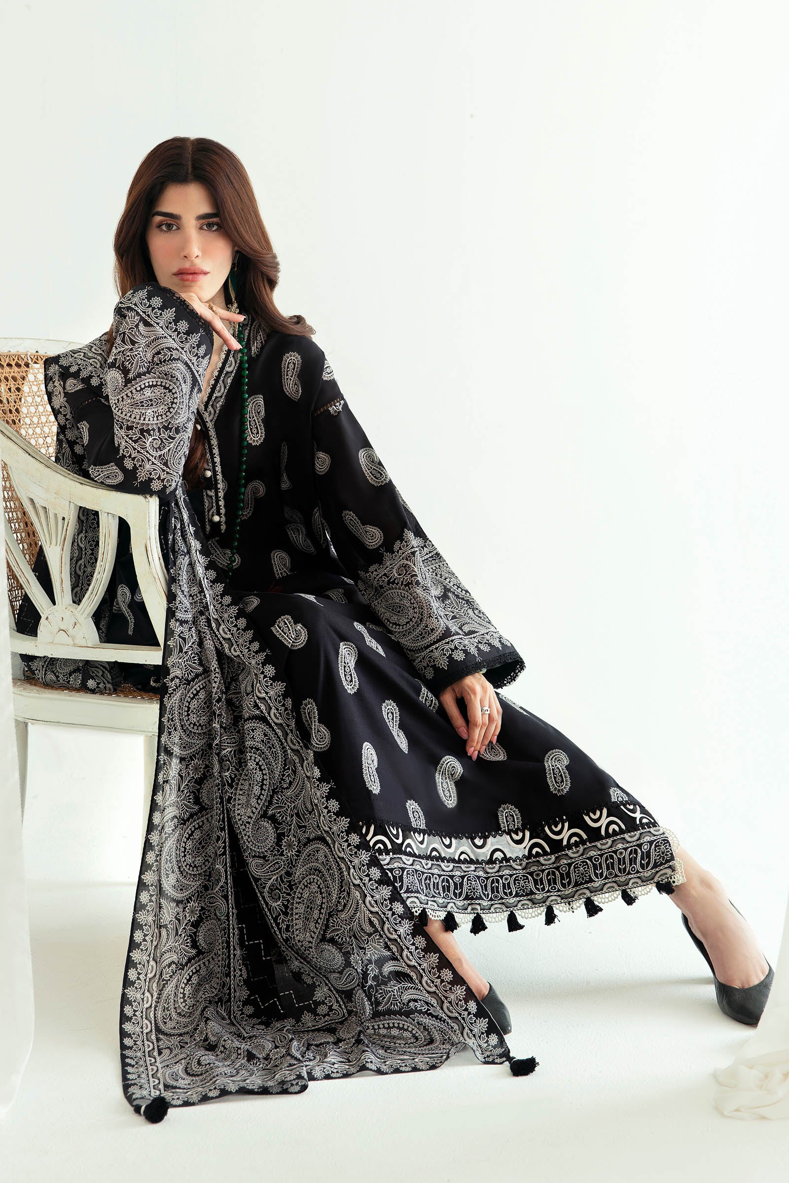 SHERIN (ZRW-21133) 2 SHERIN (ZRW-21133)