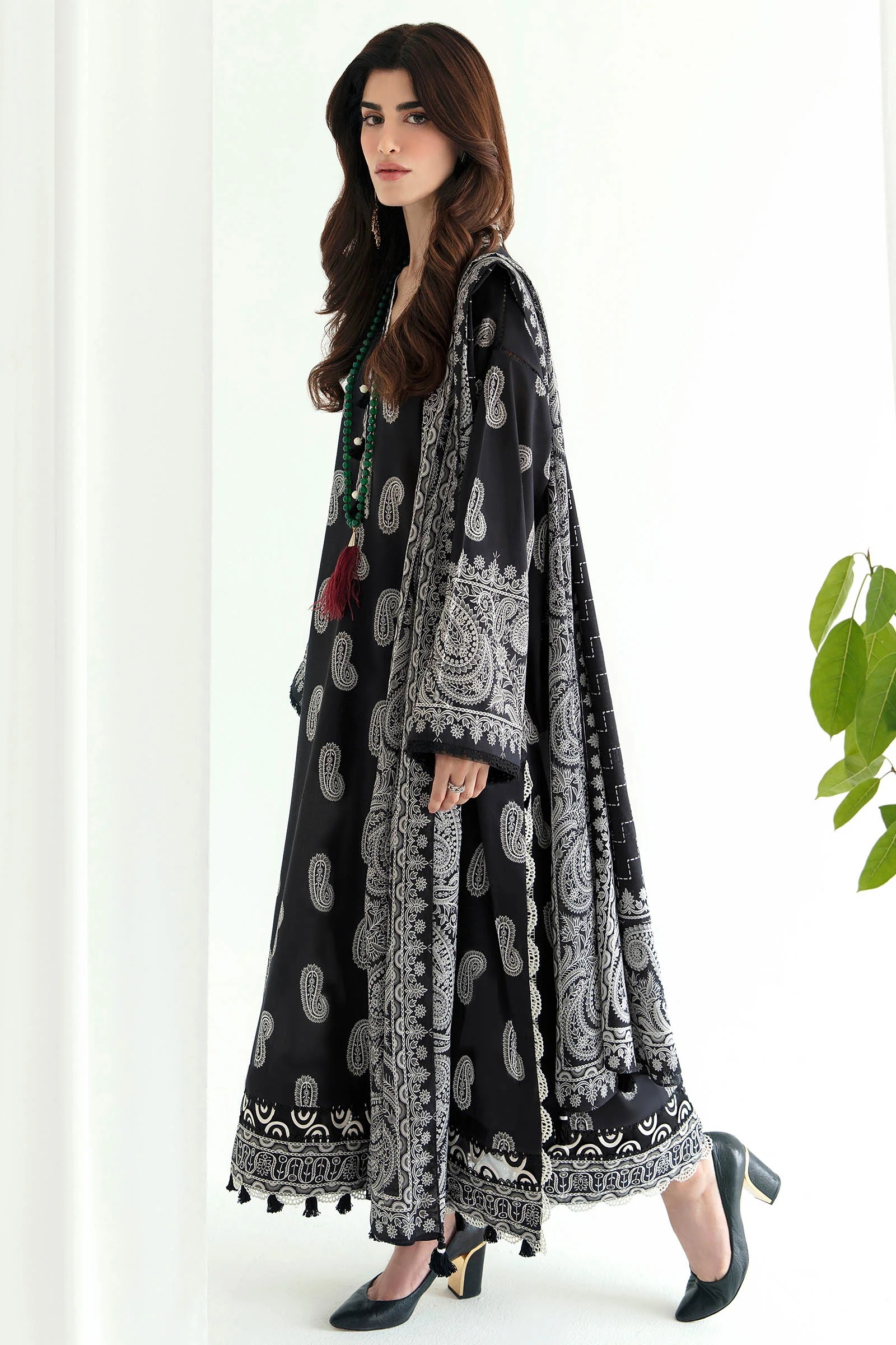 SHERIN (ZRW-21133) 3 SHERIN (ZRW-21133)